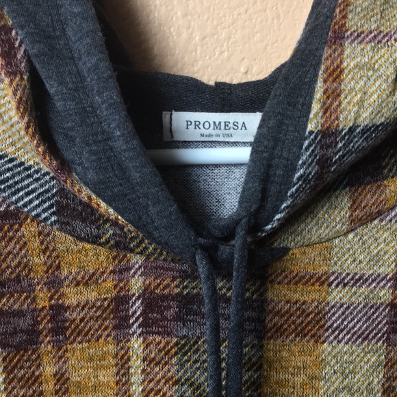 Plaid Hoodie - Picture 4 of 5